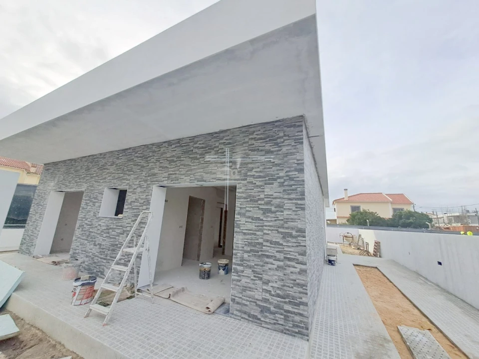 Moradia T3 para Venda em Fernao Ferro Foto 23