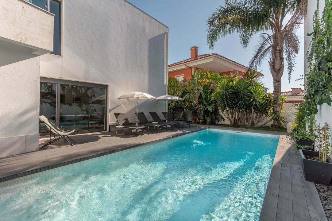 Moradia T5 para Venda em Charneca de Caparica e Sobreda Foto 2