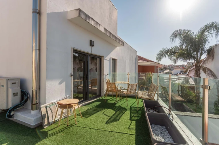 Moradia T5 para Venda em Charneca de Caparica e Sobreda Foto 39