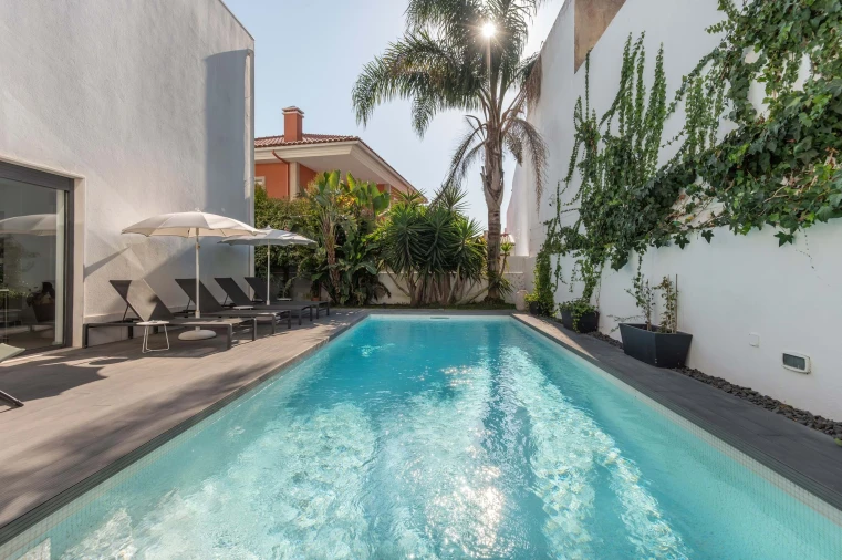 Moradia T5 para Venda em Charneca de Caparica e Sobreda Foto 3