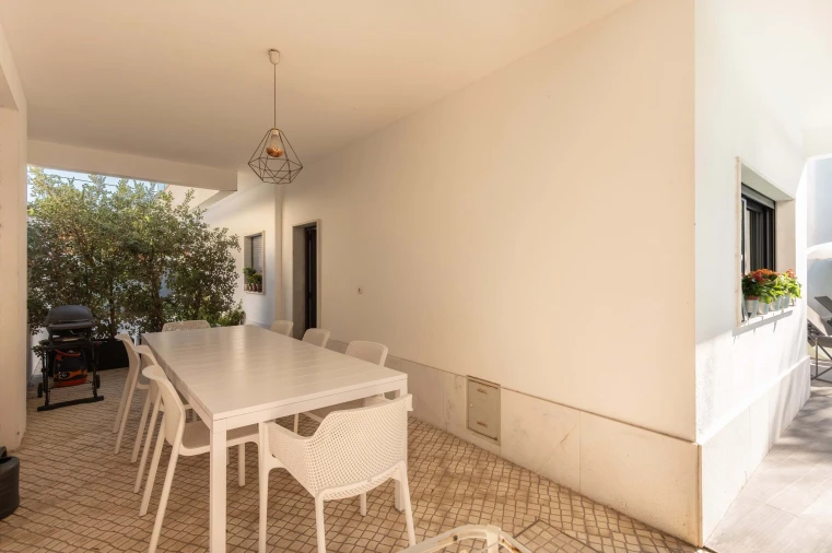 Moradia T5 para Venda em Charneca de Caparica e Sobreda Foto 36