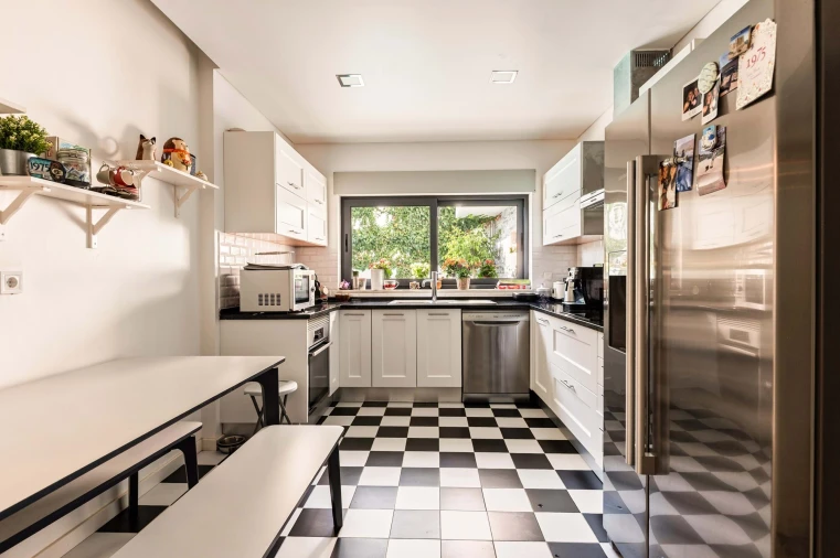 Moradia T5 para Venda em Charneca de Caparica e Sobreda Foto 13