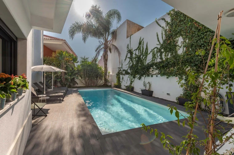 Moradia T5 para Venda em Charneca de Caparica e Sobreda Foto 4