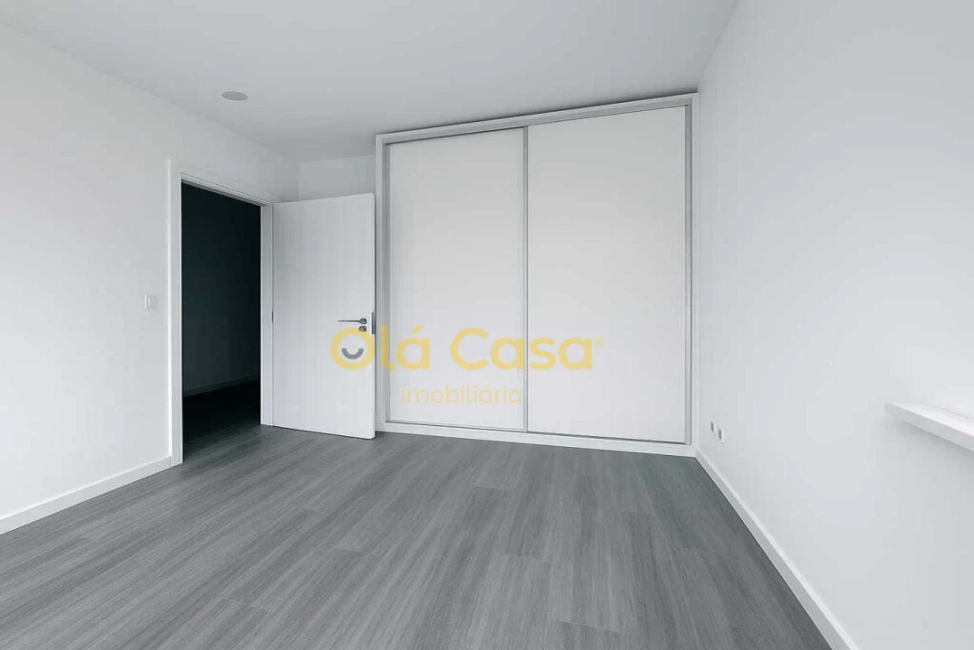 Apartamento T1 para Venda em Bonfim Foto 6
