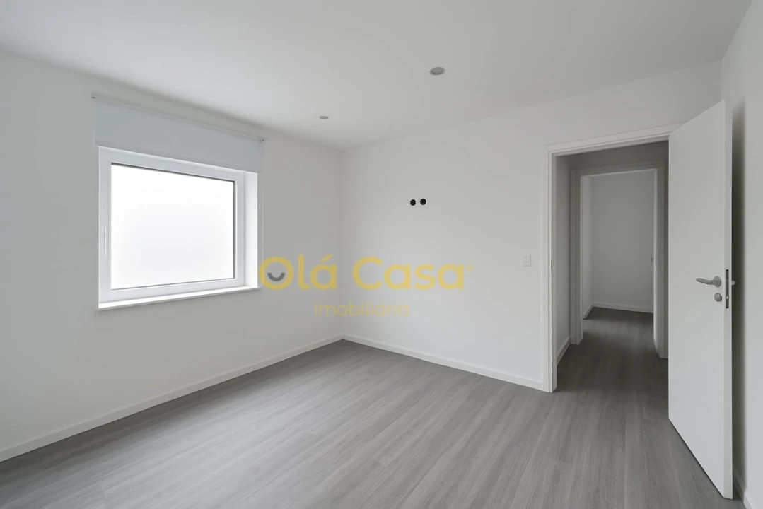 Apartamento T1 para Venda em Bonfim Foto 9