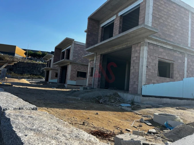 Moradia T3 para Venda em Silvares, Pias, Nogueira e Alvarenga Foto 16