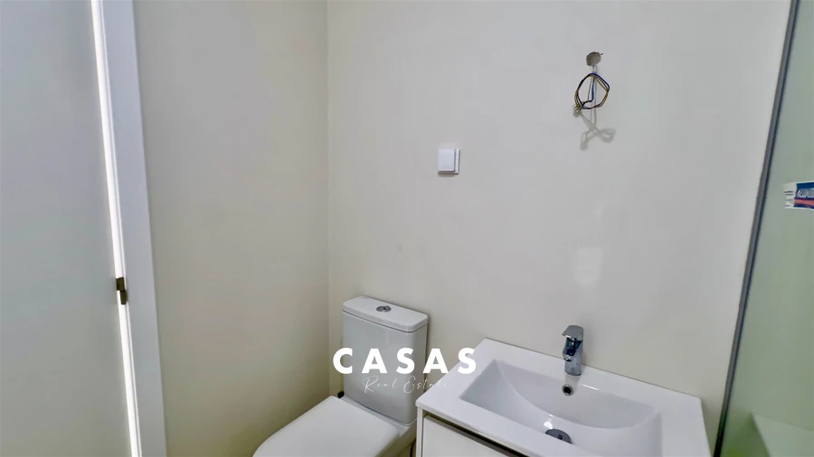 Moradia T3 para Venda em Camara de Lobos Foto 7