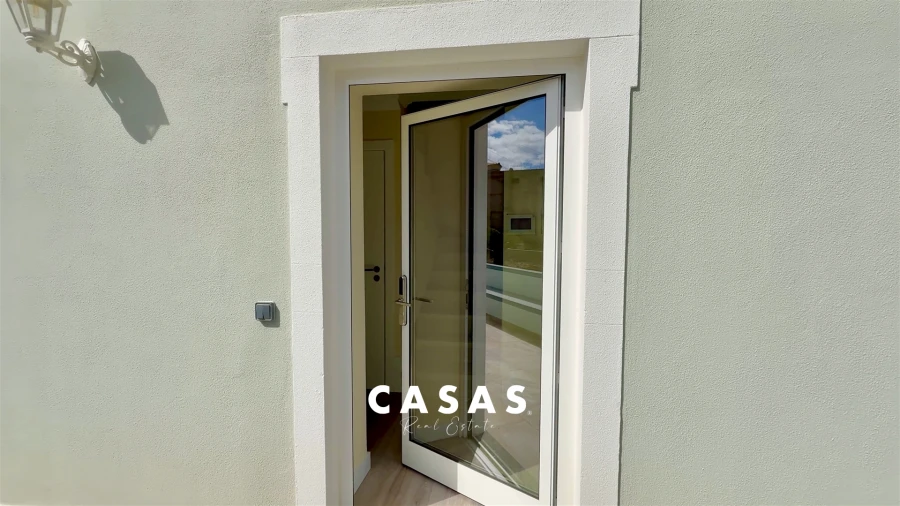 Moradia T3 para Venda em Camara de Lobos Foto 15