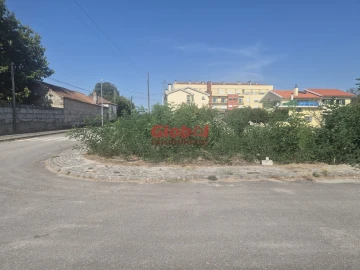 Terreno para Venda em Nelas