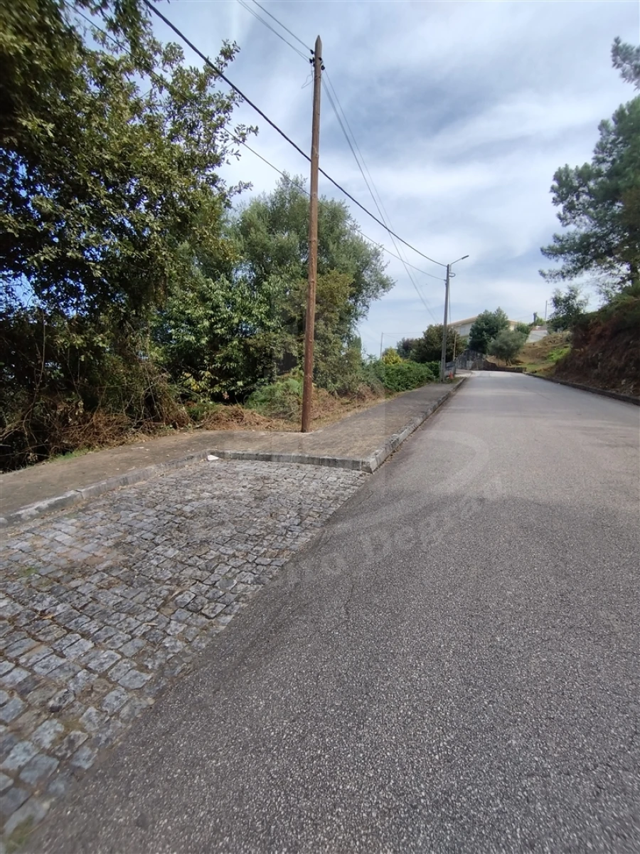 Terreno para Venda em Santa Lucrécia de Algeriz e Navarra Foto 9
