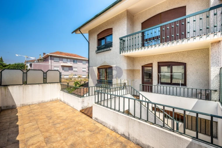 Prédio para Venda em Paranhos Foto 1