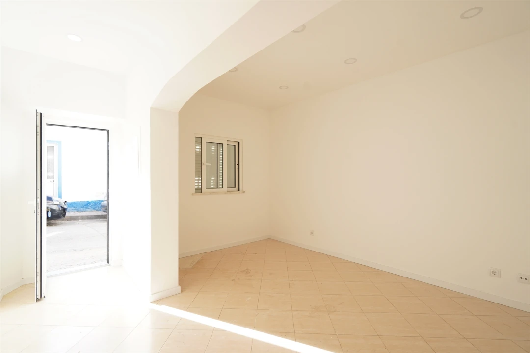 Moradia T3 para Venda em Estômbar e Parchal Foto 2