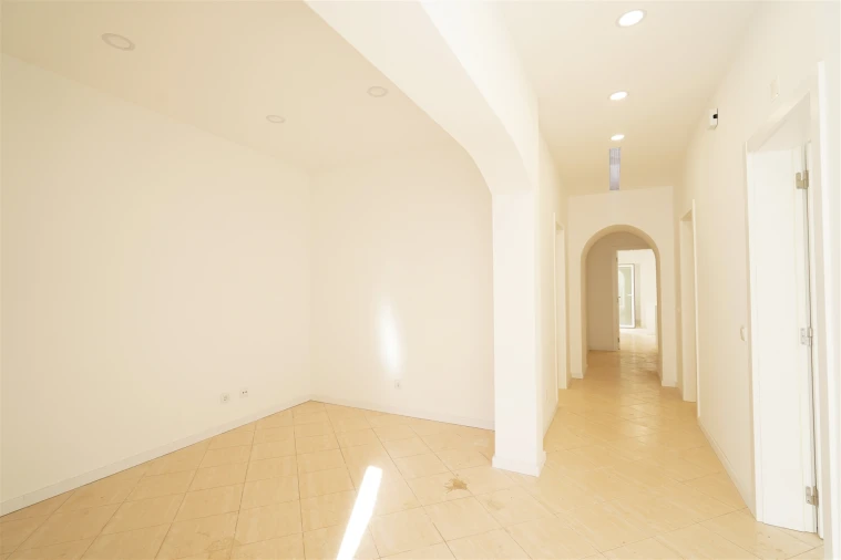 Moradia T3 para Venda em Estômbar e Parchal Foto 3