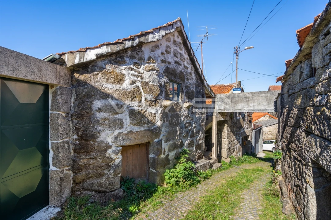 Moradia T4 para Venda em Venda Nova e Pondras Foto 30