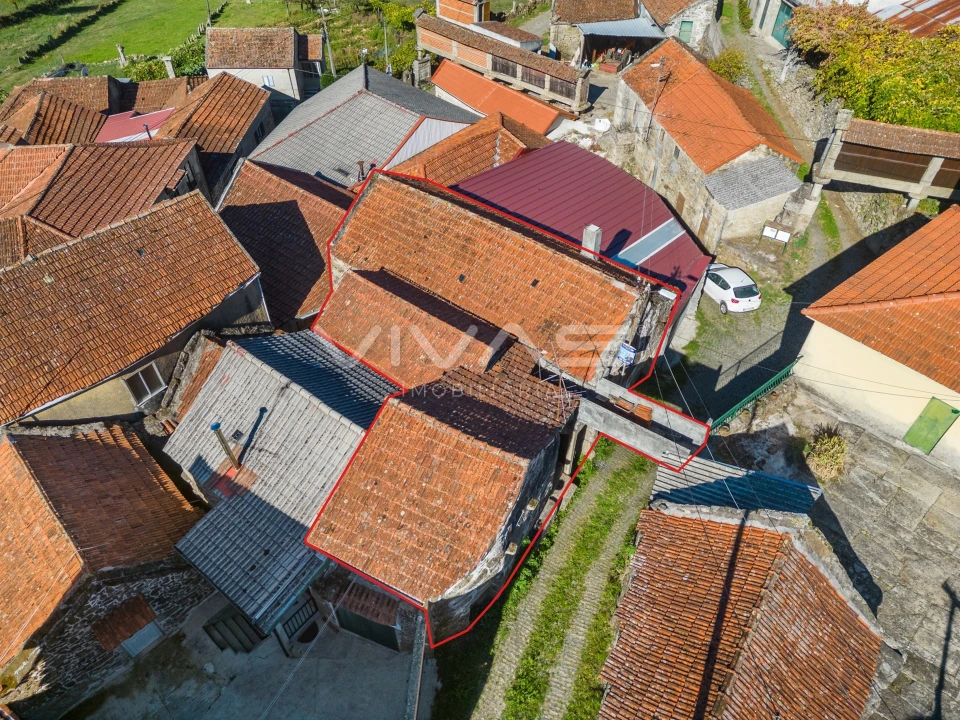 Moradia T4 para Venda em Venda Nova e Pondras Foto 34