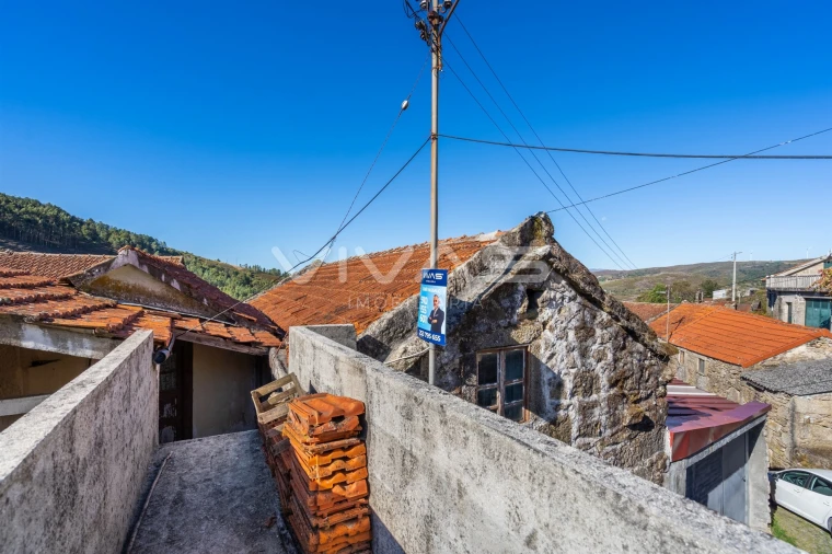 Moradia T4 para Venda em Venda Nova e Pondras Foto 24