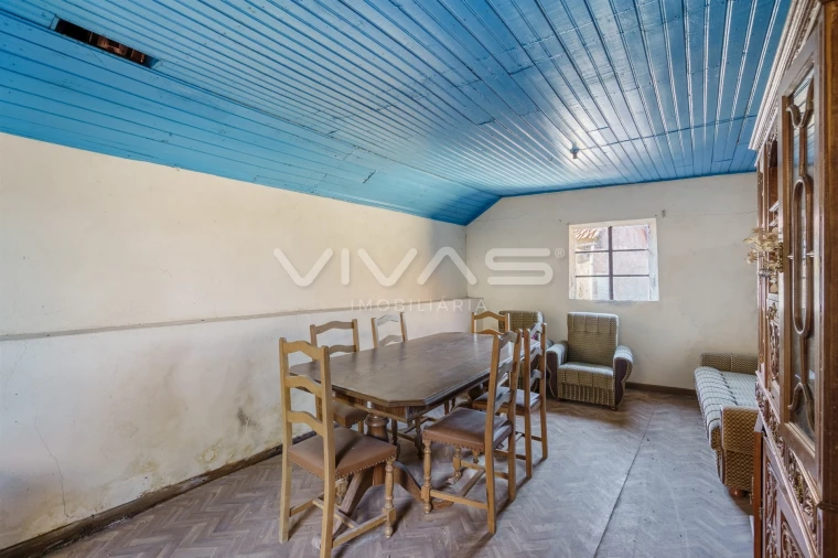 Moradia T4 para Venda em Venda Nova e Pondras Foto 8