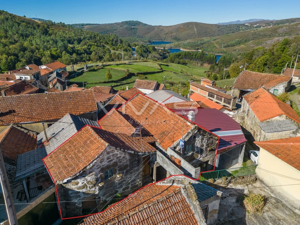 Moradia T4 para Venda em Venda Nova e Pondras Foto 35