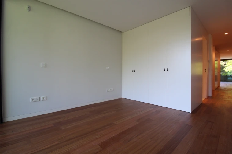 Moradia T4 para Arrendamento em Aldoar, Foz do Douro e Nevogilde Foto 18