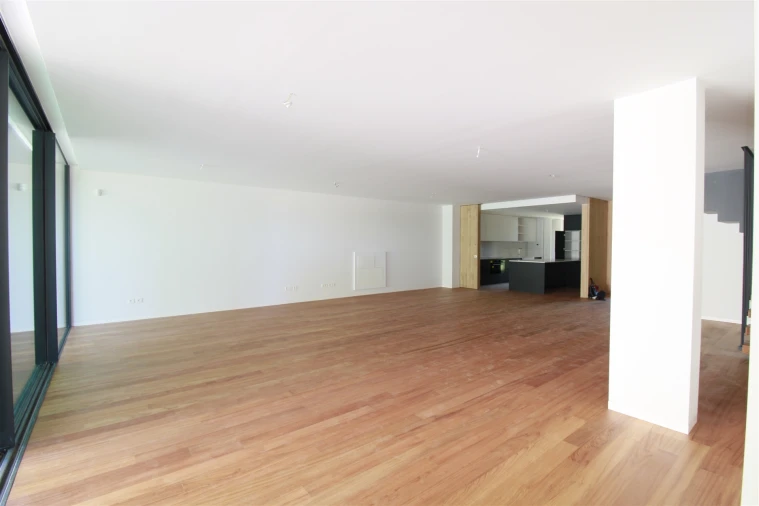 Moradia T4 para Arrendamento em Aldoar, Foz do Douro e Nevogilde Foto 6