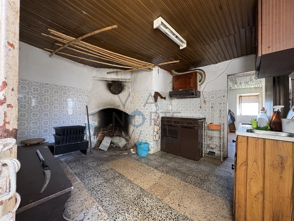 Moradia T2 para Venda em Alfandega da Fe Foto 13