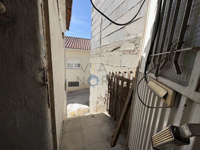 Moradia T2 para Venda em Alfandega da Fe Foto 14