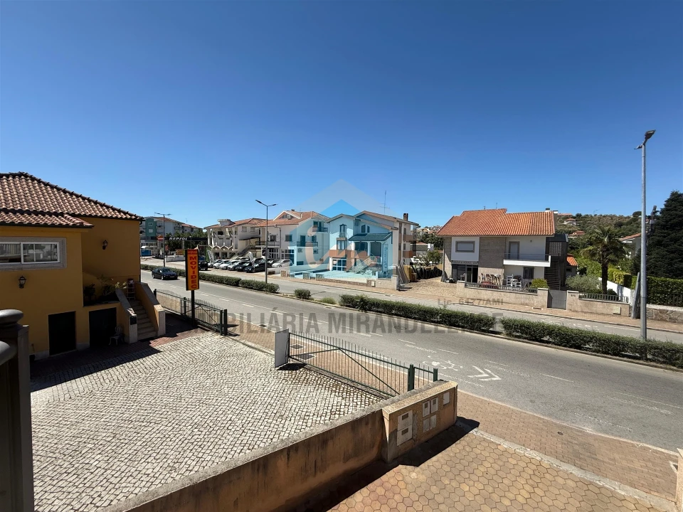Moradia T4 para Venda em Mirandela Foto 31
