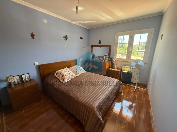 Moradia T4 para Venda em Mirandela Foto 11