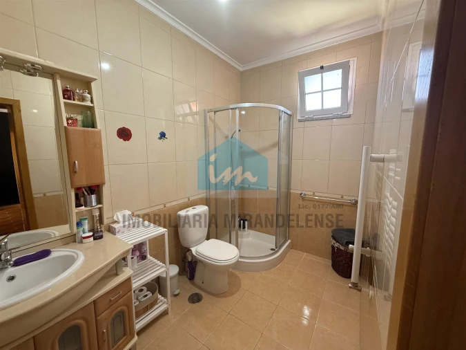 Moradia T4 para Venda em Mirandela Foto 14