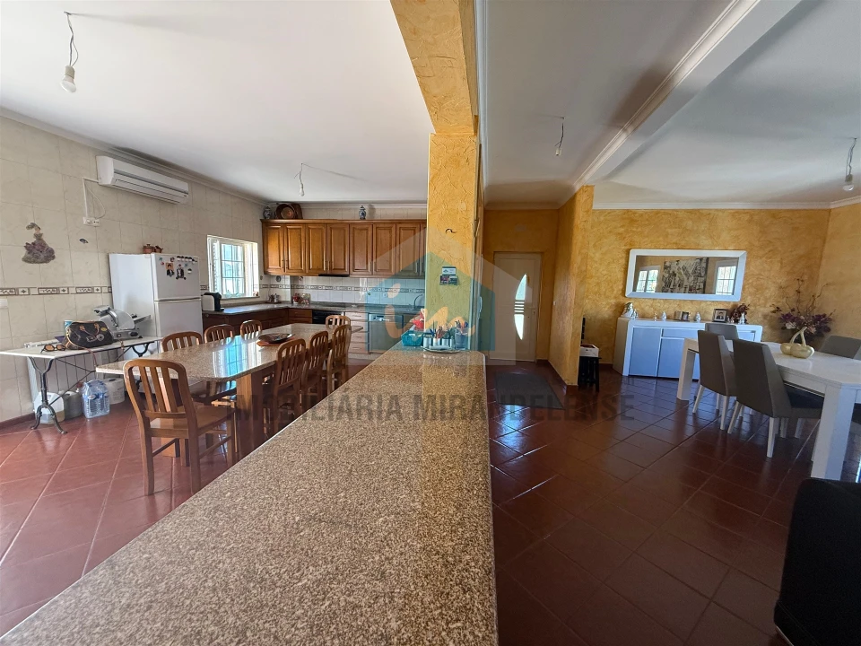 Moradia T4 para Venda em Mirandela Foto 6