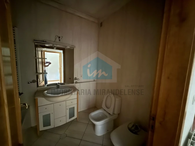 Apartamento T2 para Venda em Vinhais Foto 14