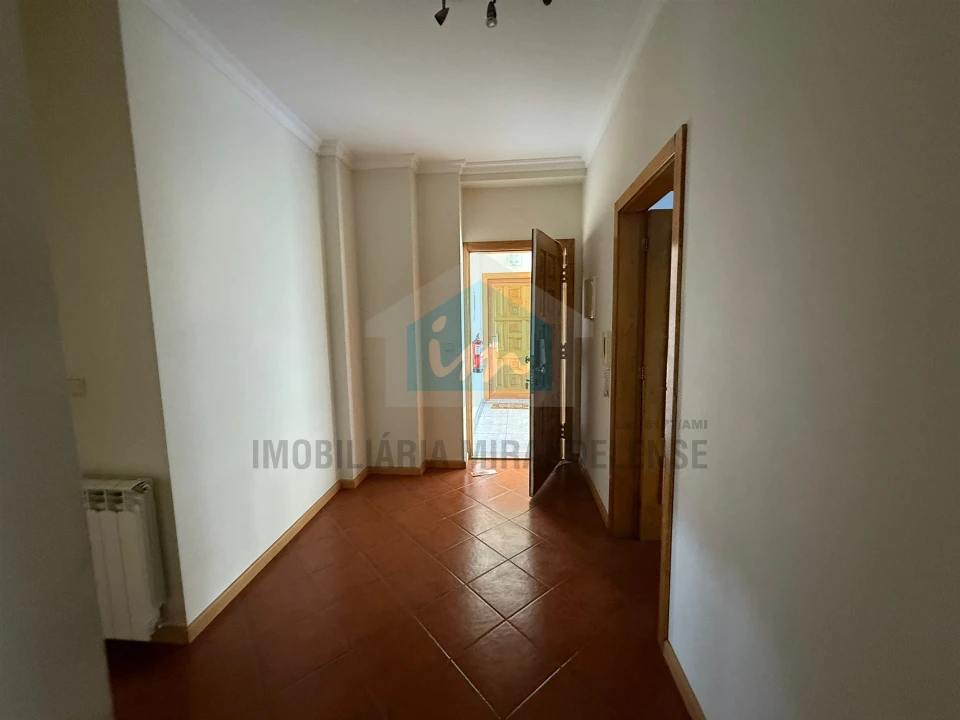 Apartamento T2 para Venda em Vinhais Foto 9