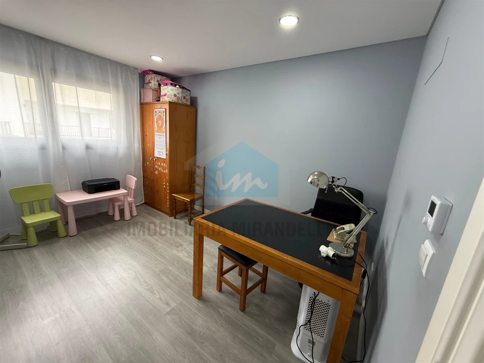 Moradia T4 para Venda em Mirandela Foto 11