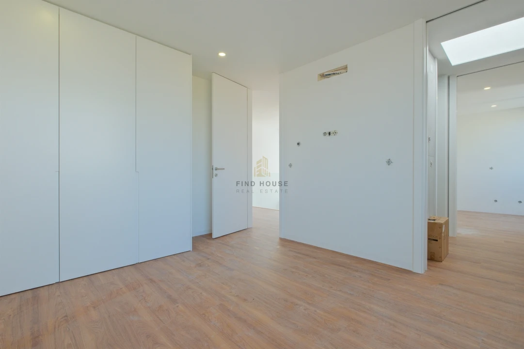 Moradia T4 para Venda em São Domingos de Rana Foto 28