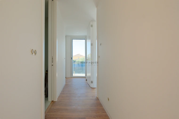 Moradia T4 para Venda em São Domingos de Rana Foto 22