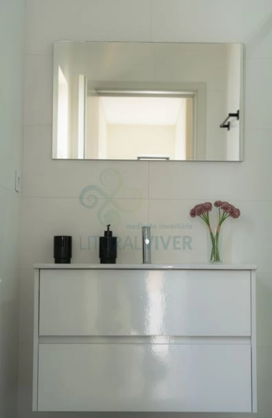 Moradia T3 para Arrendamento férias em Gemeses