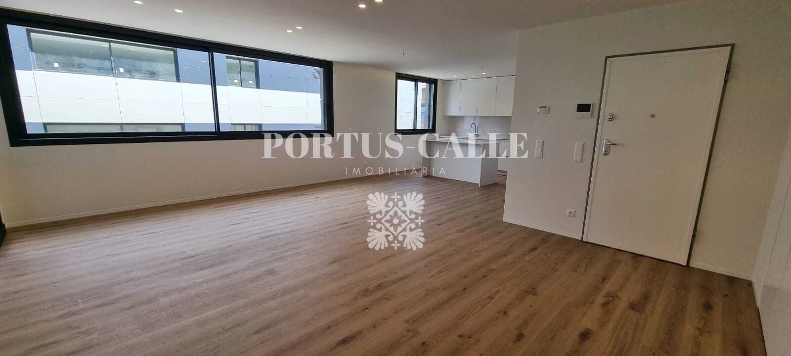 Apartamento T2 para Venda em Mafamude e Vilar do Paraíso Foto 7