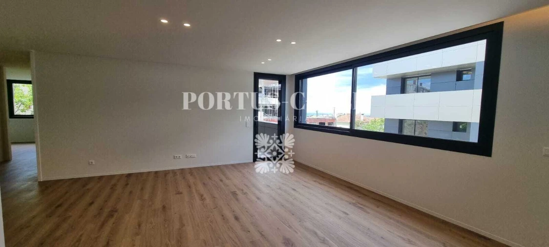 Apartamento T2 para Venda em Mafamude e Vilar do Paraíso Foto 6