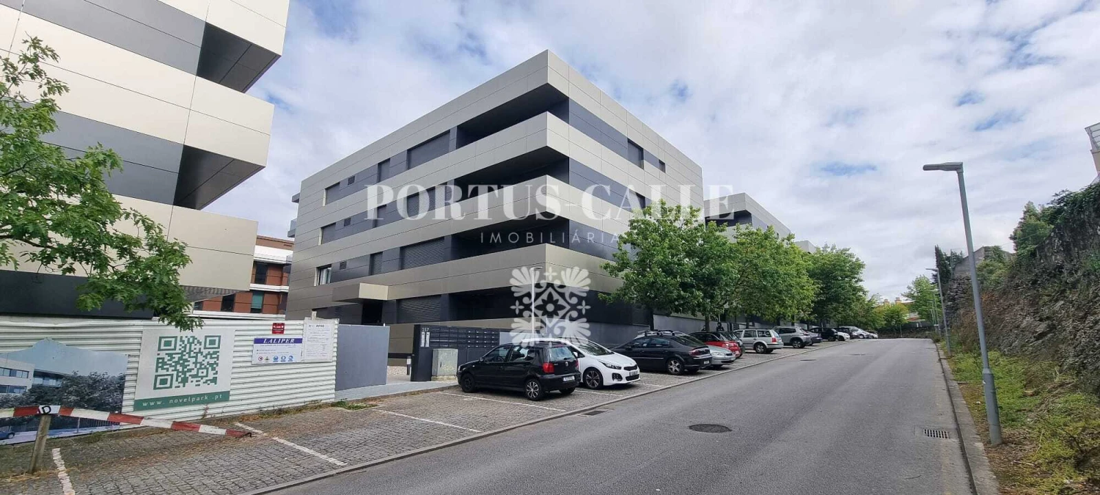 Apartamento T2 para Venda em Mafamude e Vilar do Paraíso Foto 1