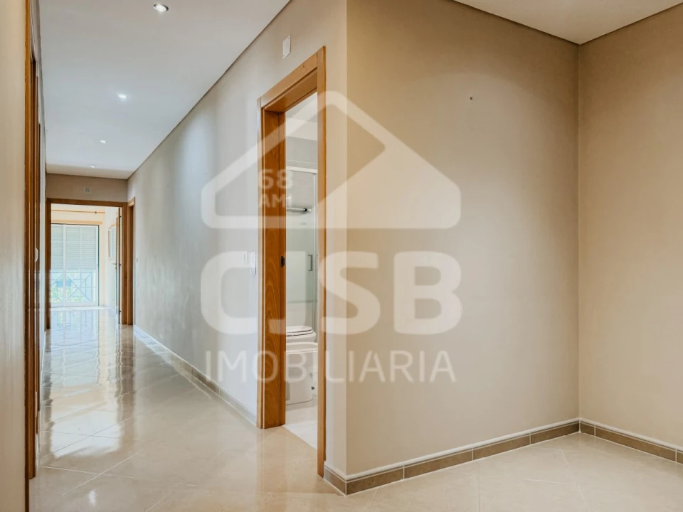 Apartamento para Venda em Samora Correia Foto 2