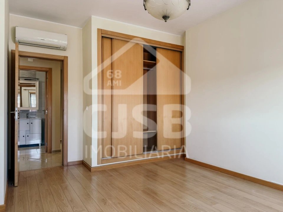 Apartamento para Venda em Samora Correia Foto 7