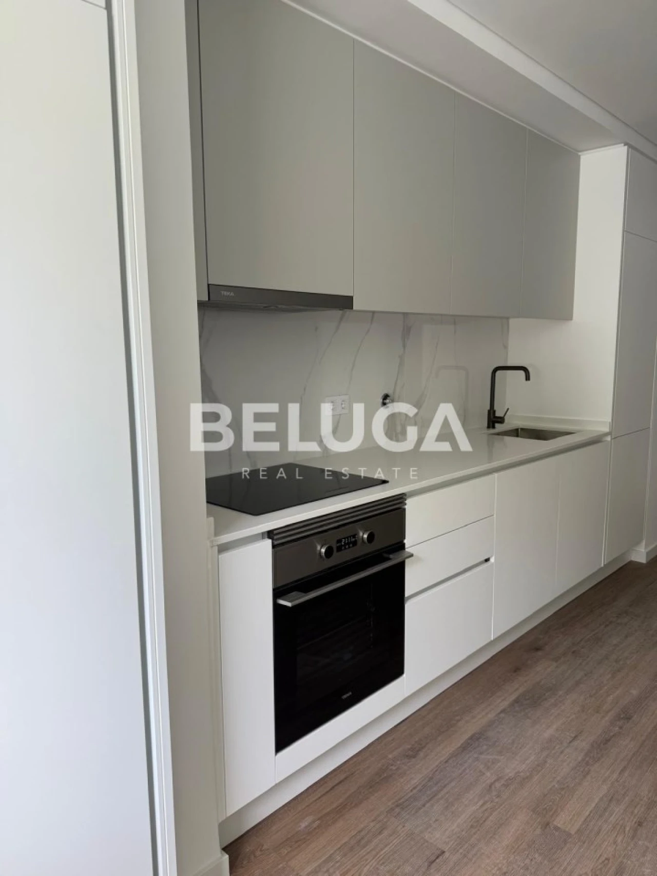 Apartamento T2 para Venda em São Martinho Foto 9