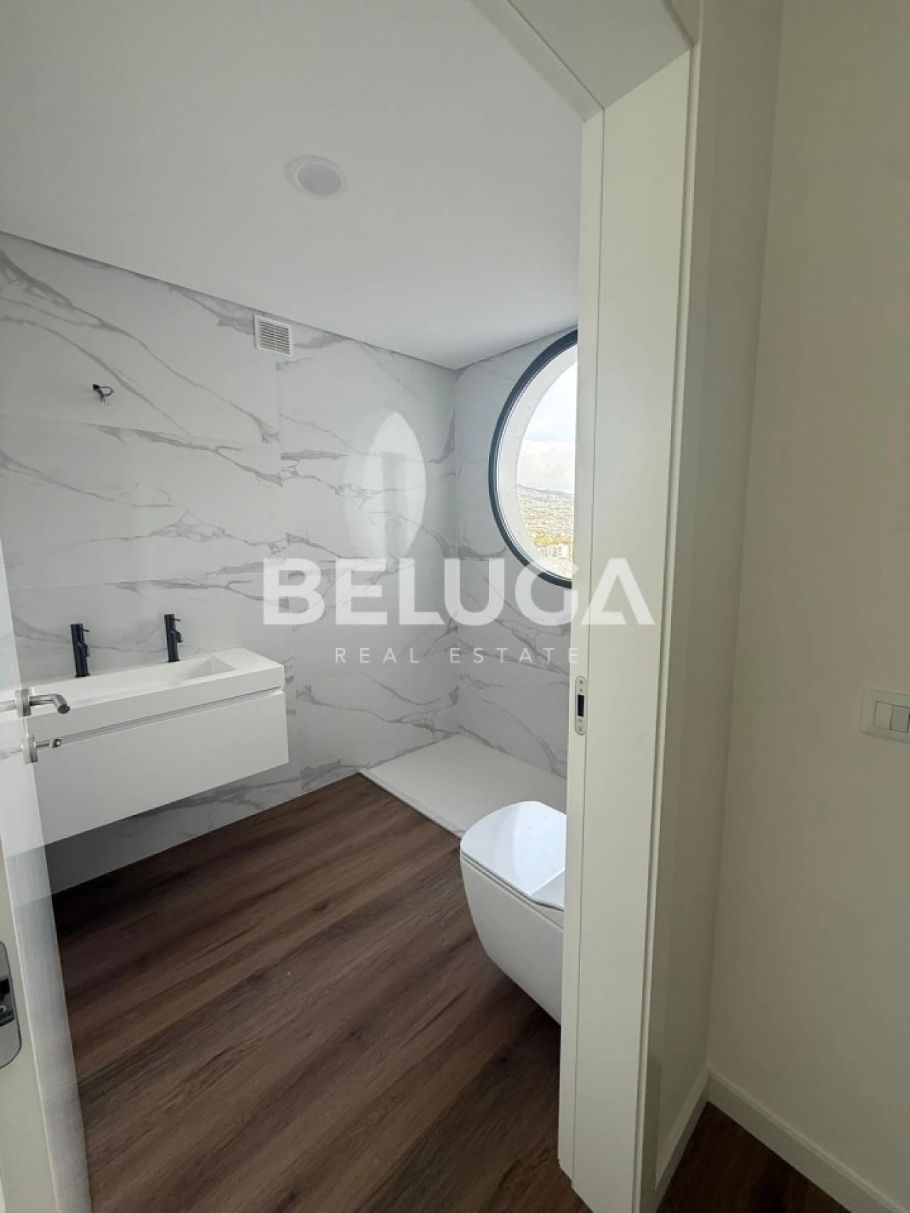 Apartamento T2 para Venda em São Martinho Foto 14