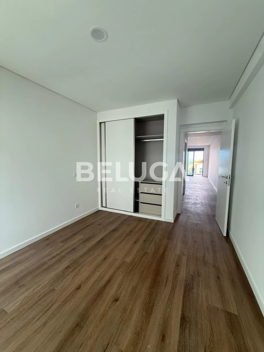 Apartamento T2 para Venda em São Martinho Foto 16