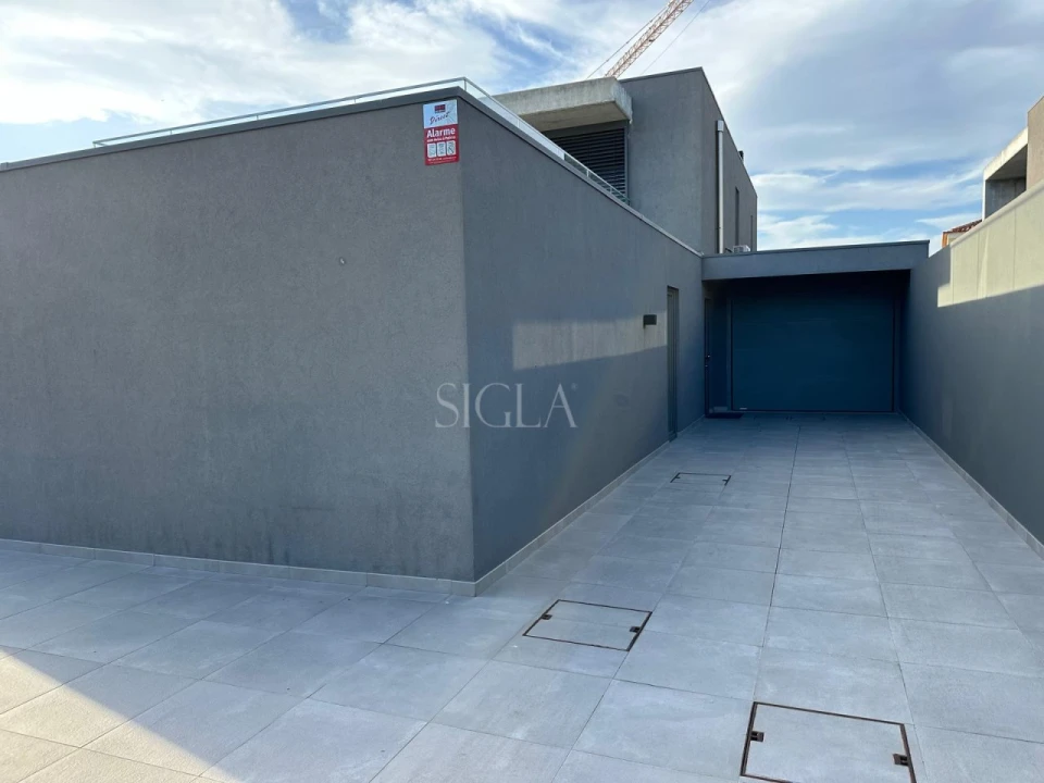 Moradia T3 para Arrendamento em Canidelo Foto 4