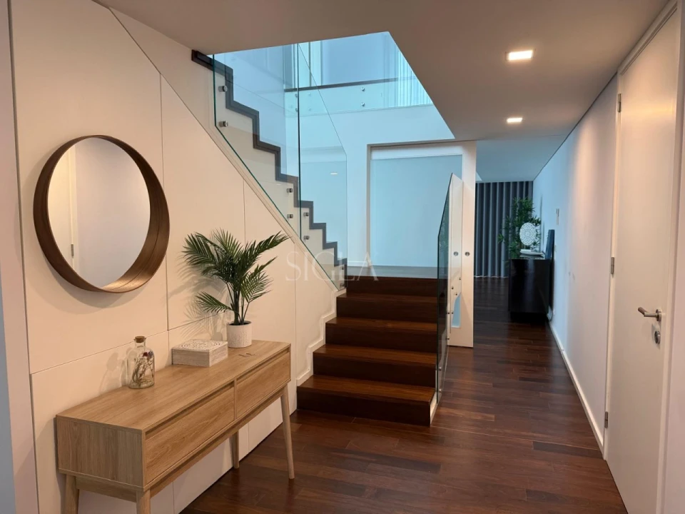 Moradia T3 para Arrendamento em Canidelo Foto 17