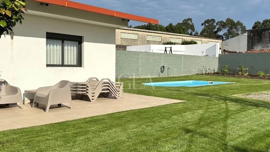 Moradia T2 para Arrendamento em Canidelo
