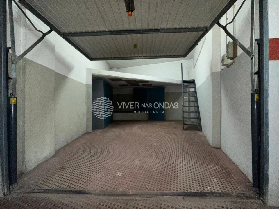 Garagem para Arrendamento em Costa da Caparica Foto 1