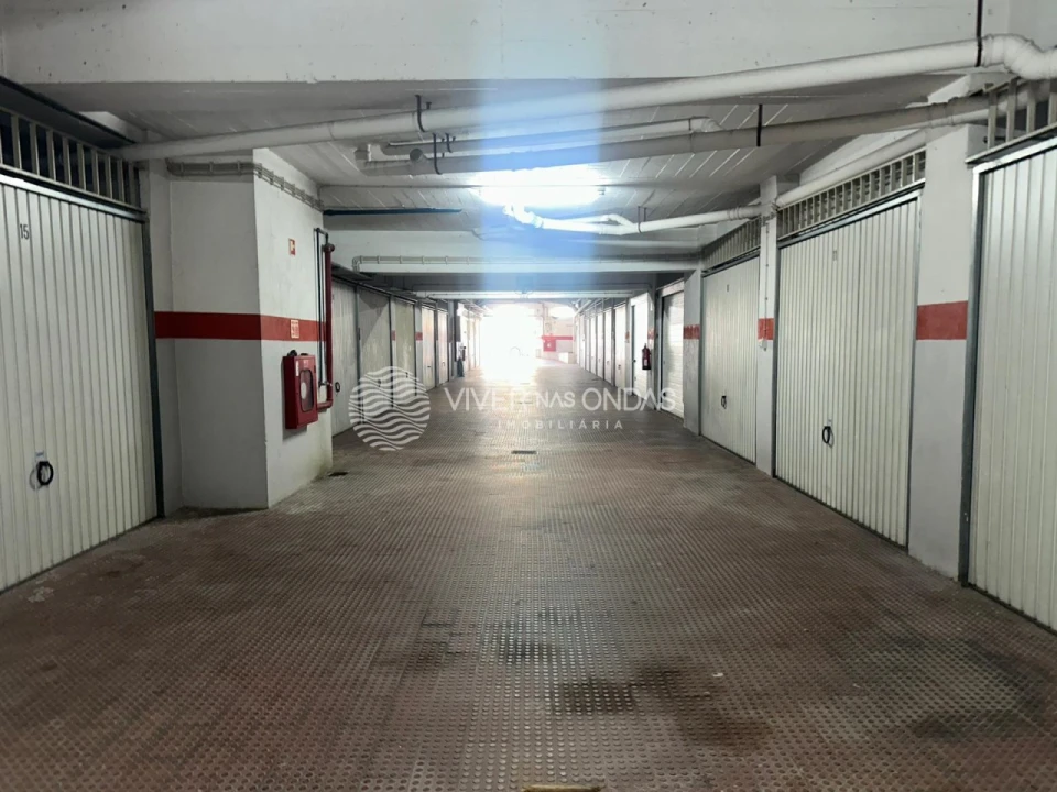 Garagem para Arrendamento em Costa da Caparica Foto 8