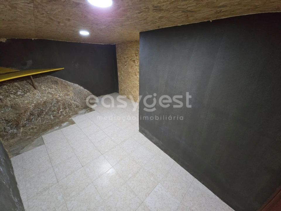 Moradia T3 para Venda em Covas e Vila Nova de Oliveirinha Foto 24